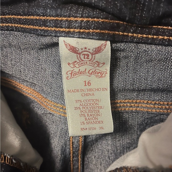 FADED GLORY DARING DARK BLUE STRETCHY PLUS SIZE DENIM BLUE JEAN SHORTS - Picture 7 of 7